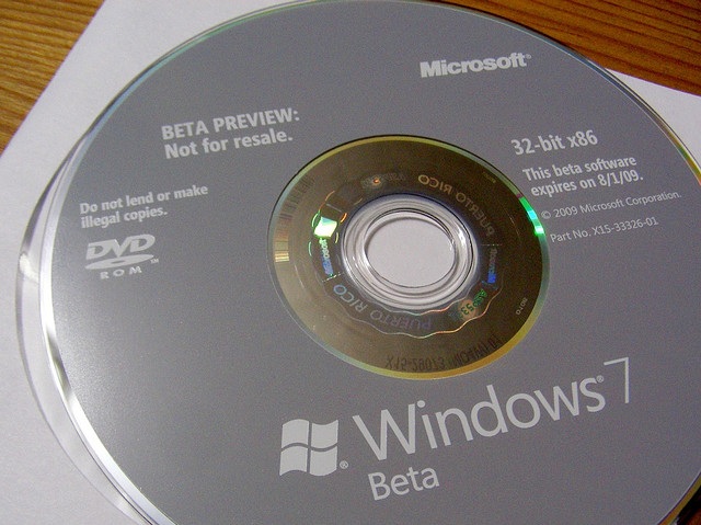 File:Windows 7 Beta DVD.jpg